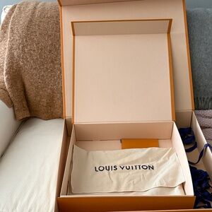 Louis Vuitton Cream and Blue Accessory Box